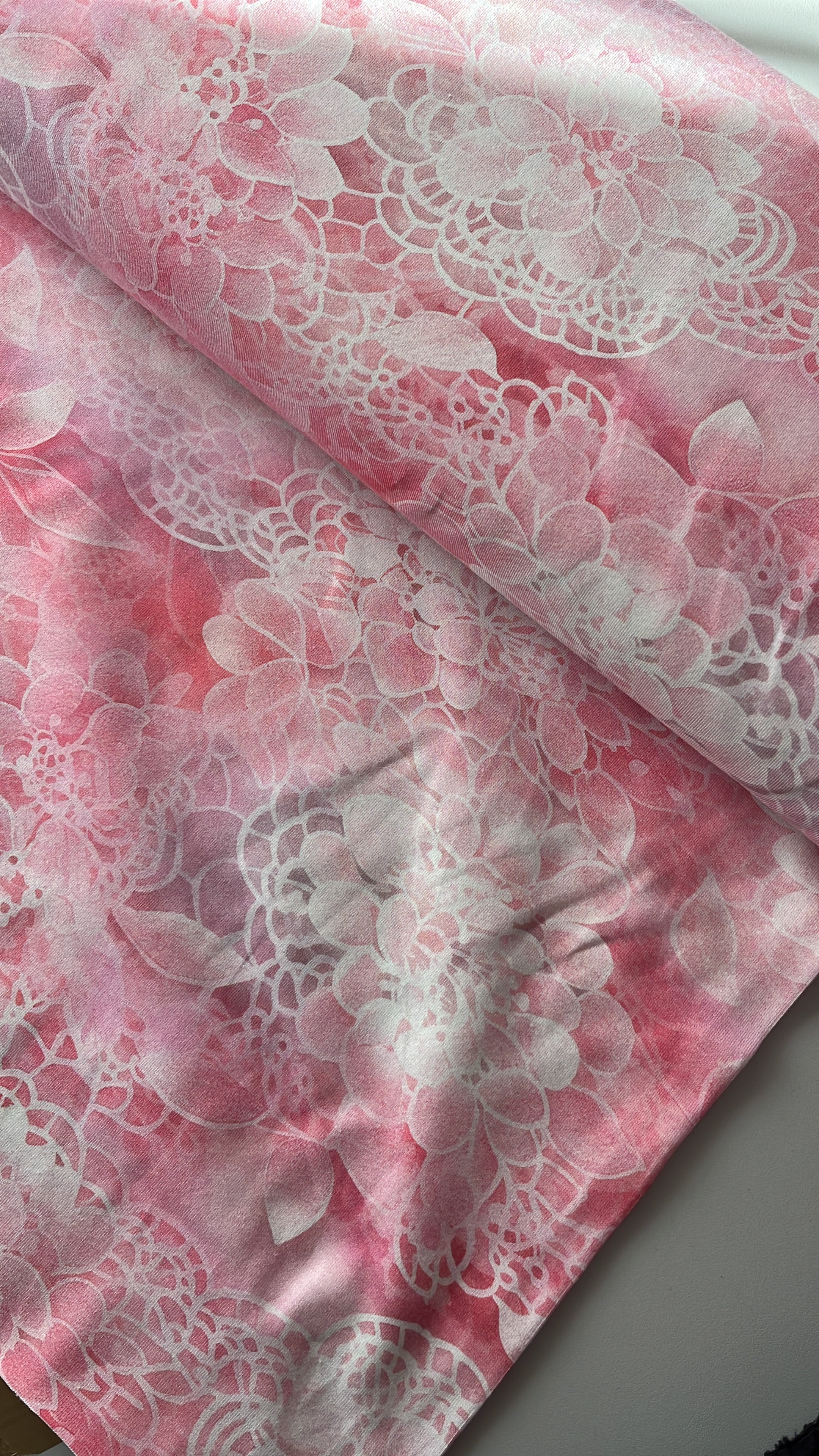 Rosa Spitzen Optik Dauervorbestellung